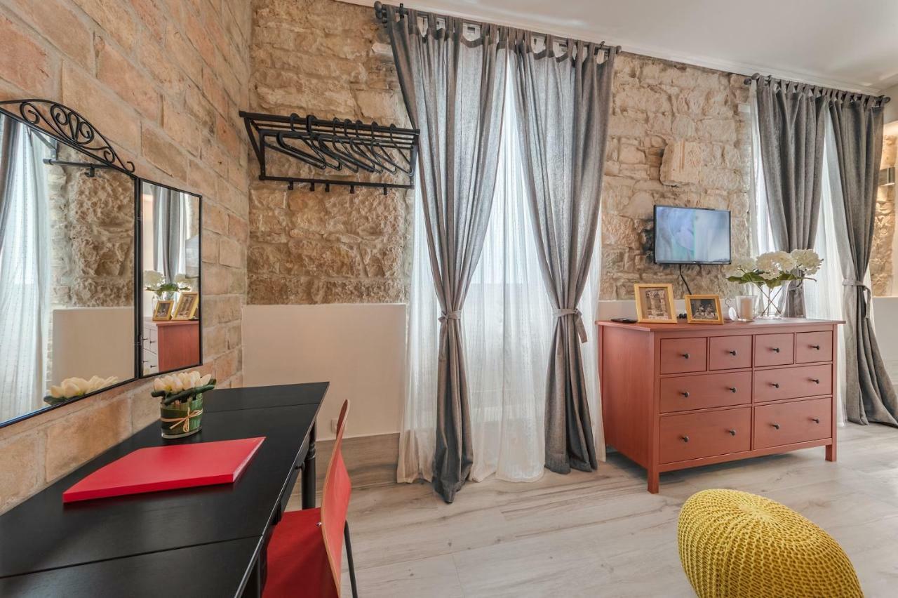 Porta D'Oro Rooms بولا المظهر الخارجي الصورة